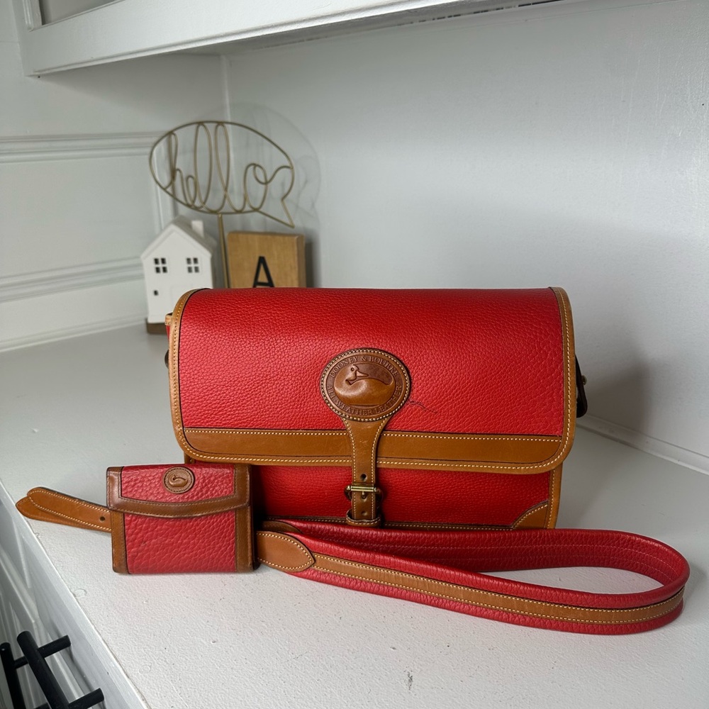 **SOLD**Vintage Dooney & Bourke Red & Tan Leather Crossbody + Matching Wall - Picture 1 of 13
